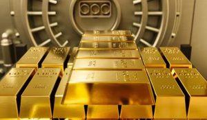 Gold falls by Rs 600 this week, silver also declines