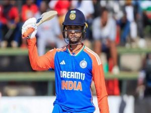 Vijay Hazare Trophy: Abhishek, Myanak Aggarwal continues to be dominant