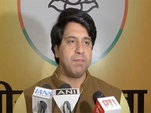 BJP alleges Rahul Gandhi for moving abroad to celberate when wantion was mouning demise of former PM, congress called it diversion tactics