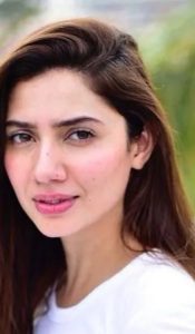Mahira Khan set to make OTT debut with Netflix’s Jo Bachay Hain Sang Samait Lo