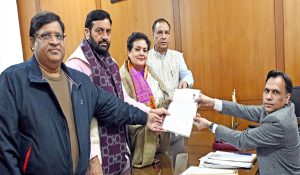 Haryana CM Nayab Singh Saini congratulates Rekha Sharma on nomination
