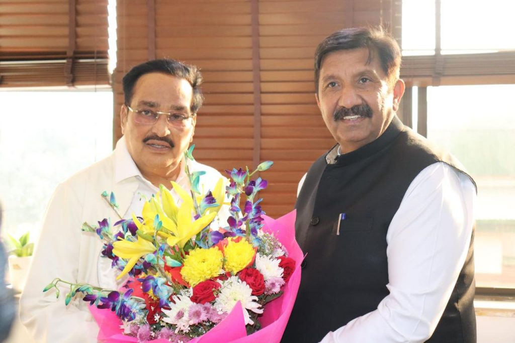 Himachal Dy. CM Mukesh Agnihotri Met Union Minister CR Patil