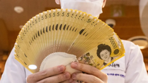 Korean won worst performer among major peers