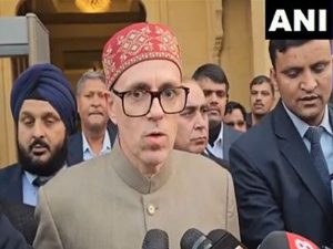 No hike in GST on Kashmiri Shawls: J&K CM Omar Abdullah