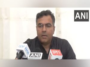 Not distributing liquor like Arvind Kejriwal: MP Parvesh Verma