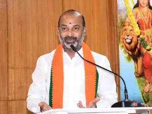 MoS Bandi Sanjay condemn Allu Arjun’s arrest by Telagana govt
