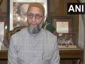 Asaduddin Owaisi alleges BJP for moving to courts excavate Muslim worship places