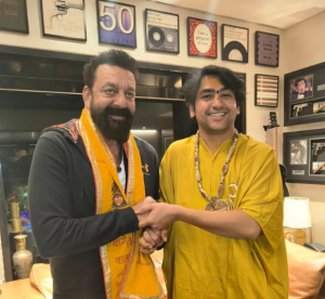Sanjay Dutt honoured to have Bageshwar baba visit his home