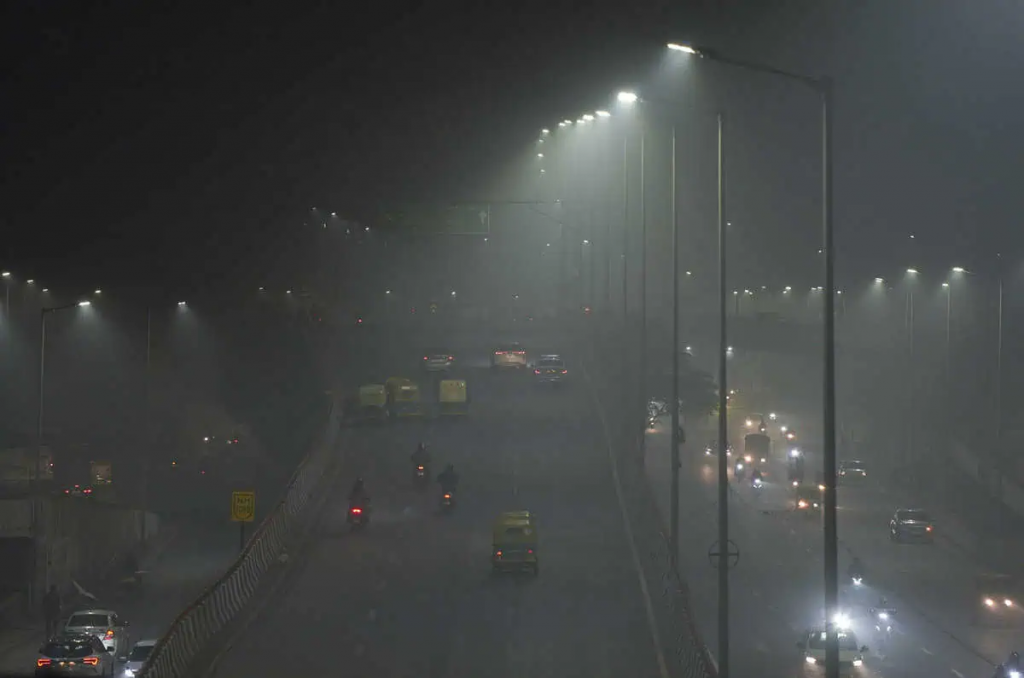 Dense fog blankets Delhi-NCR again, leads to cancellation and delay in flights, trains