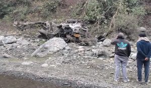 Shimla: Uncontrolled Truck fell into ditch, 2 brother died