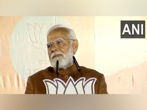 Anna Hazare must have got “relief” after AAP’s defeat in Delhi: PM Modi