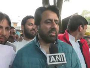 Congress used all its strength to defeat AAP: Amanatullah Khan