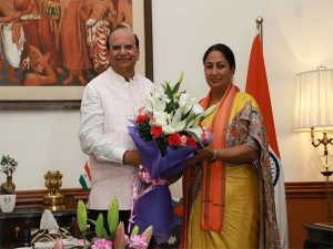 Delhi LG VK Saxena invites CM Rekha Gupta to form new govt