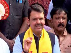 Delhi people exposed Kejriwal, he has become the ‘Icon’ of corruption: Fadnavis