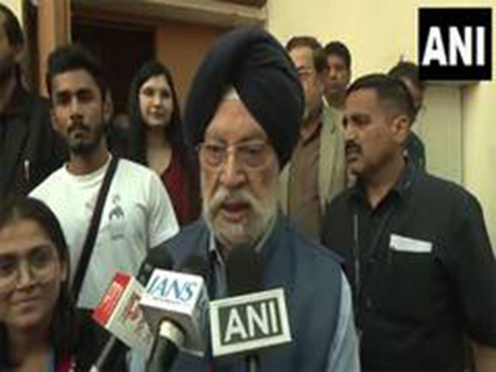 Hardeep Singh Puri criticizes Punjab Minister for running non-existent dept