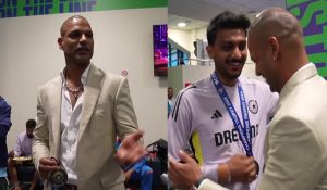 Shikhar Dhawan hands ‘Fielder of the Match’ medal to Axar for electric direct hit