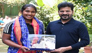 Telangana CM announces Rs 1 crore reward for Trisha, 10 lakhs each to Dhruthi, head coach Nooshin