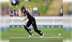 Lauren Down replaces Bella James for Sri Lanka ODIs