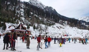 Tourists dance, ski, paraglide in snowy Manali after fresh snowfall