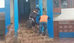 Heavy rain causes devastation in Himachal: Cloud burst in Chhota Bhangal buries vehicle in debris