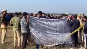 Hapur: Man’s body found with slit throat near Anand Vihar colony