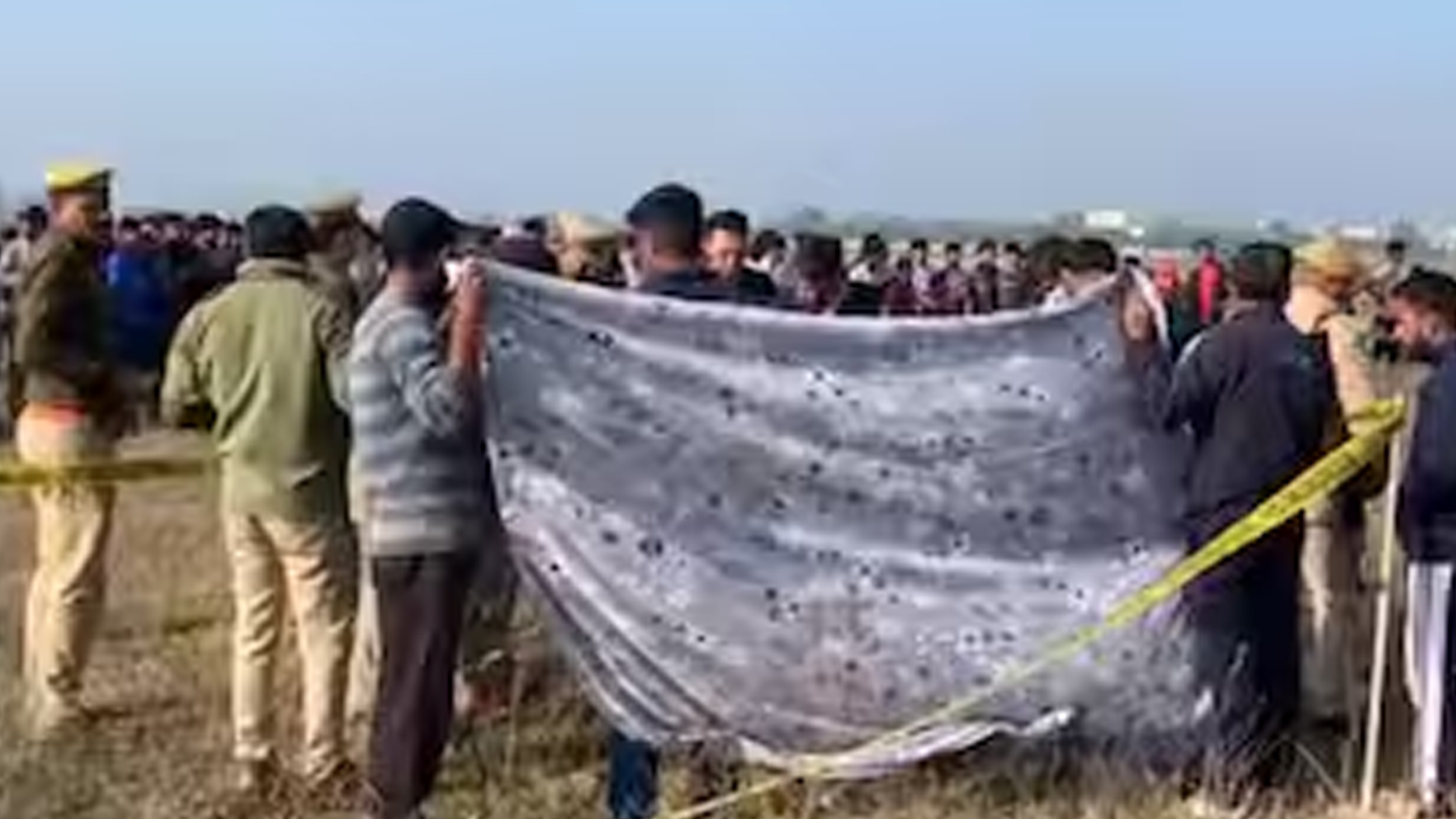 Hapur: Man’s body found with slit throat near Anand Vihar colony