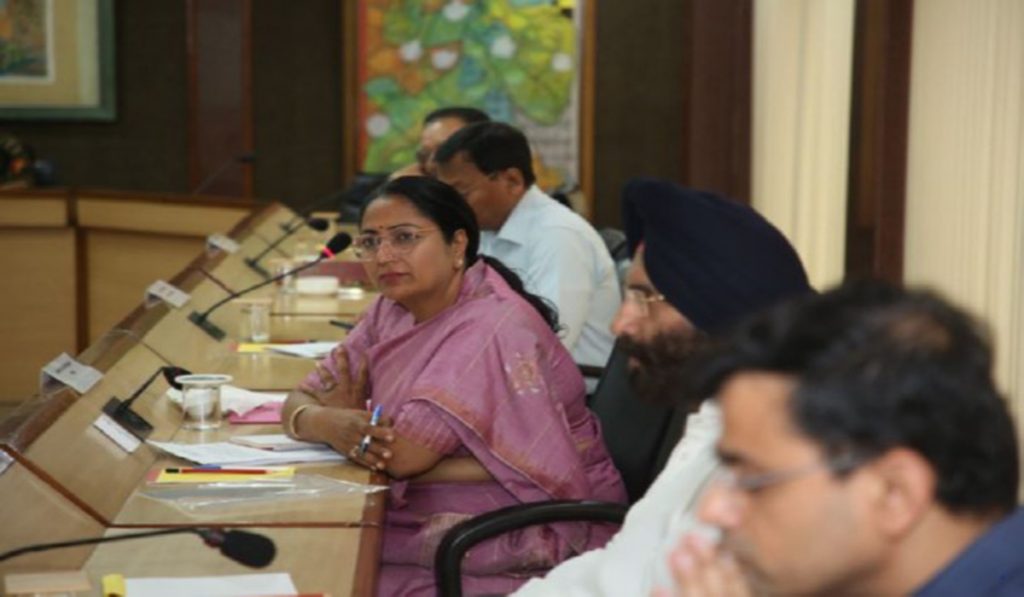 CM Rekha Gupta hairs high-level meeting to make city clean, pollution-free