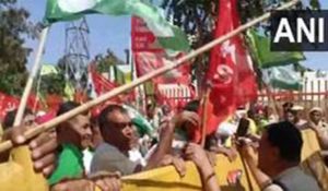 Farmers held protest march to Haryana CM Nayab Saini’s residence in Karnal