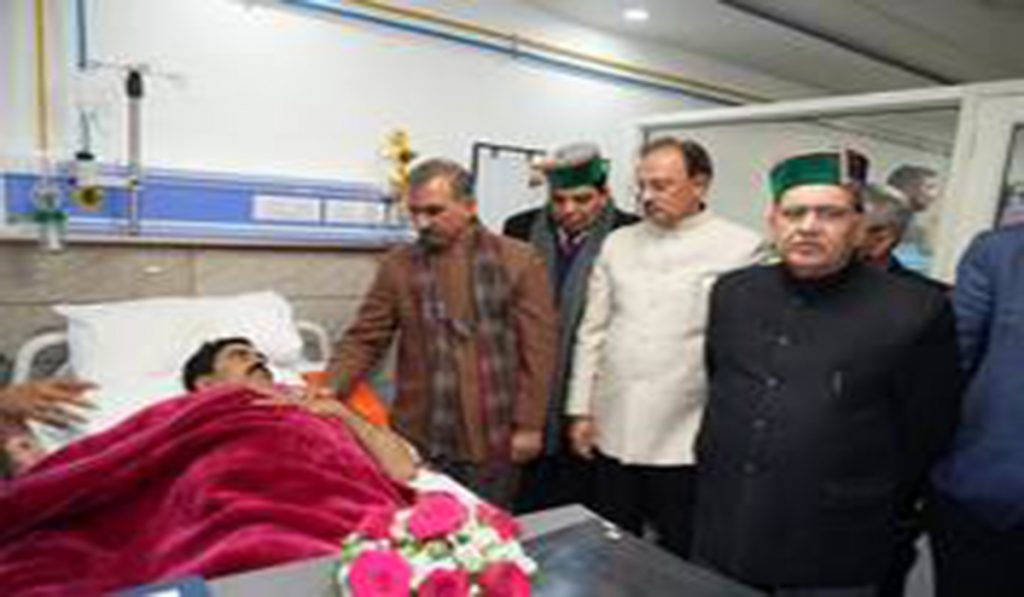 Himachal CM Sukhvinder Sukhu enquiries after well-being of Bumber Thakur