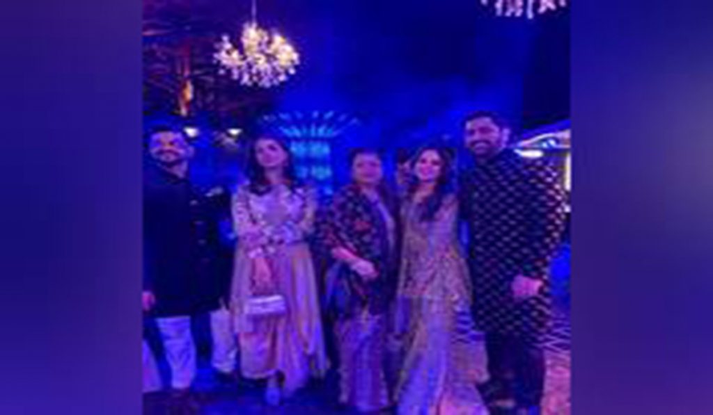 MS Dhoni, Suresh Raina seen dancing at wedding of Pant's sister 