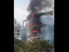 Massive fire breaks out at commercial building in Pune 