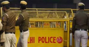 Delhi Police arrest robbery accused in encounter after extortion attempt