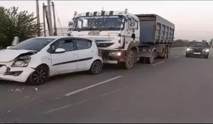 4 cars collided on Kaithal Road in Karnal
