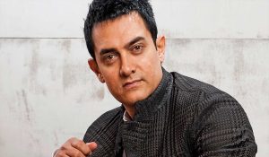 Aamir Khan makes first public appearance with girlfriend Gauri in front of media cameras