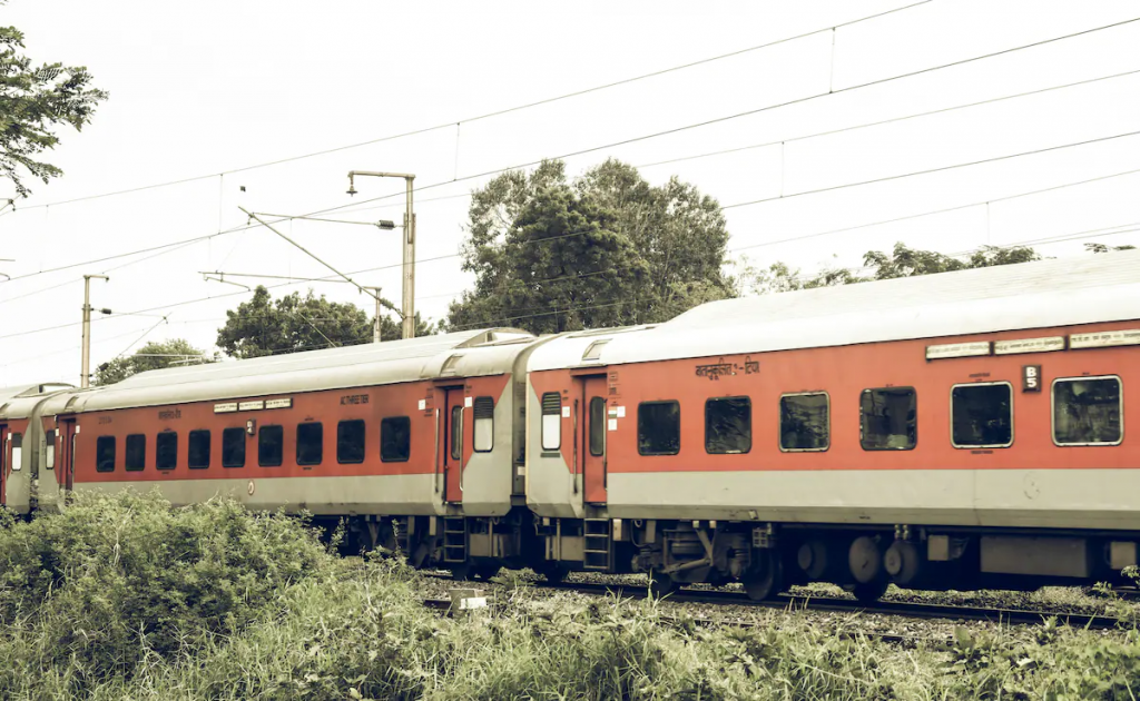 UP: Two arrested for attempting to derail Doon Express in Hardoi