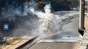 Gujarat: Visibility restored on Ahmedabad-Vadodara Highway after acid tanker incident
