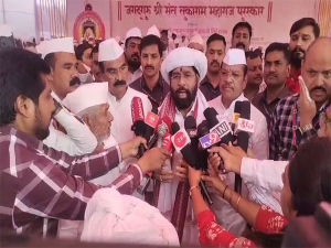 Maharashtra Deputy CM Eknath Shinde honoured with first ‘Sant Tukaram Maharaj Award’ in Pune