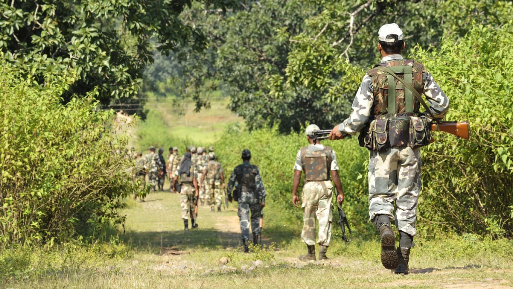 Two Naxals killed in encounter with security forces, 1 DRG personnel laid down