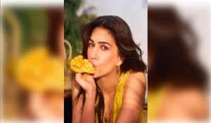 Kriti Sanon reveals her ‘favorite season is here’
