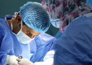 Fake doctor performs heart surgery in missionary hospital; allegedly kills 7