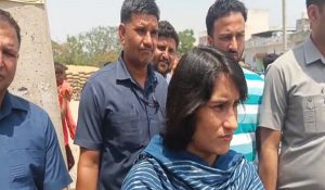 MLA Julana Vinesh Phogat reaches new grain market, action after complaint about weighing scales