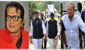 Manoj Kumar cremated with state honours in Mumbai, Big B, Salim Khan, others pay their last respects