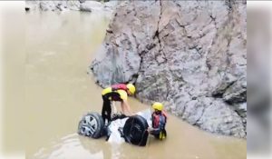 SUV plunges into Alaknanda River 5 feared dead; one woman rescued