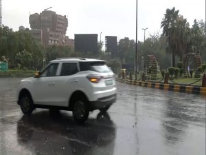 House collapses on Arakashan road after storm hits Delhi