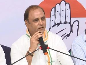 Congress leaders demand action against minister Vijay Shah