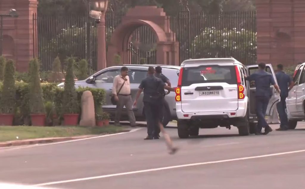 LoP Rahul Gandhi reaches PMO office to discuss appointment of New CBI chief