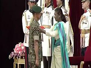 President Murmu confers 6 Kirti Chakras, 33 Shaurya chakras at defence investiture ceremony