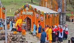 Uttarakhand: Doors of Shri Madhmaheshwar Temple open for pilgrims amid grand ceremonies