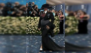 Rihanna expecting third child, showcases baby bump at Met Gala