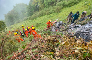 Maharashtra, Bengal CMs express grief over U’khand helicopter crash